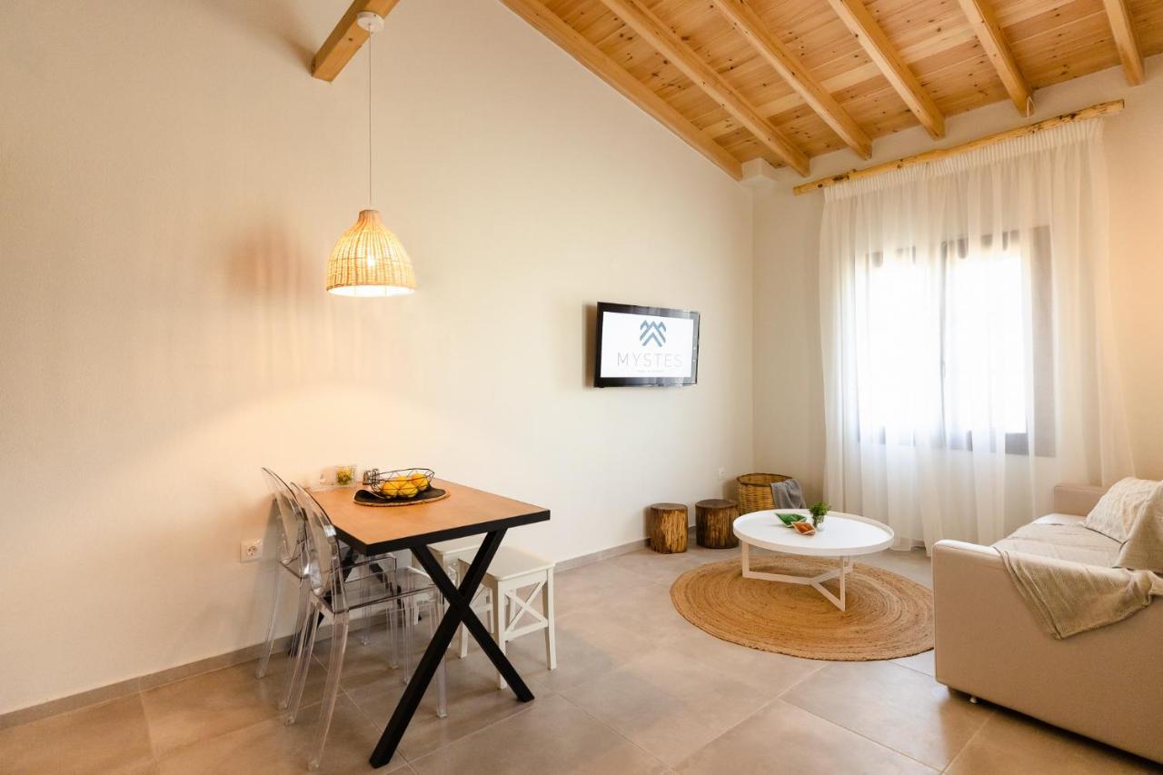 Mystes Apartment Samothraki Ngoại thất bức ảnh